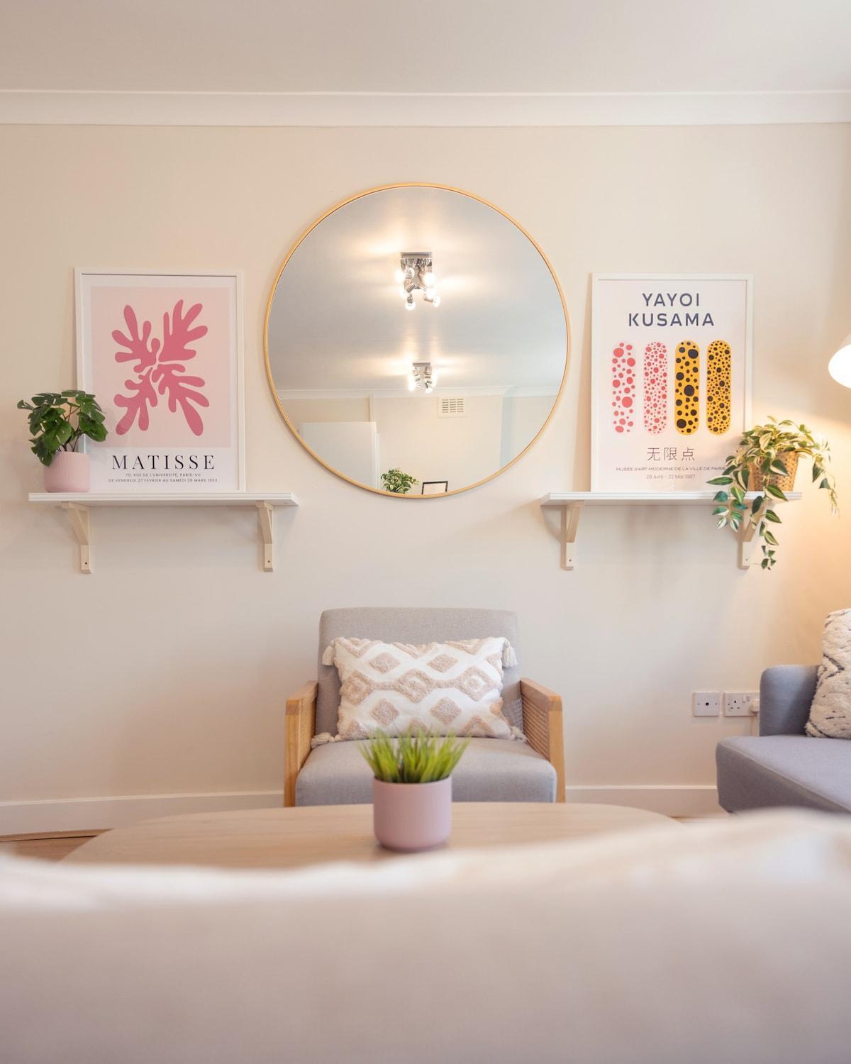 Centre Hideaway 100m From Trafalgar Square * Londra